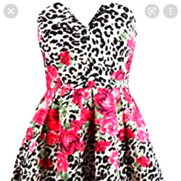 😎TEEZE ME 🐰Floral Animal Print Party Dress💙 - Picture 2 of 16